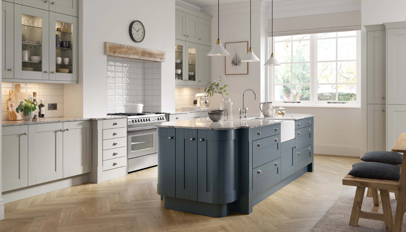 Wood Painted Shaker Kitchen Design